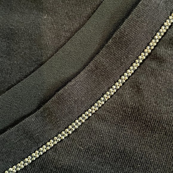 Gerry Weber Woman's Vneck jersey top with metal detail - Size 8 - Picture 13 of 13